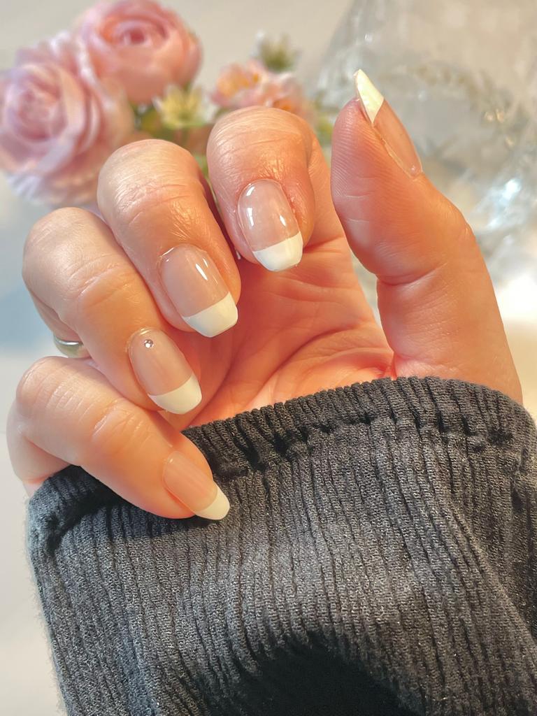 PARIS FRENCH UV GELFOLIEN SHEET von MANIFIX | Studiohalt in Minuten | ohne kaputte Nägel >JETZT KAUFEN